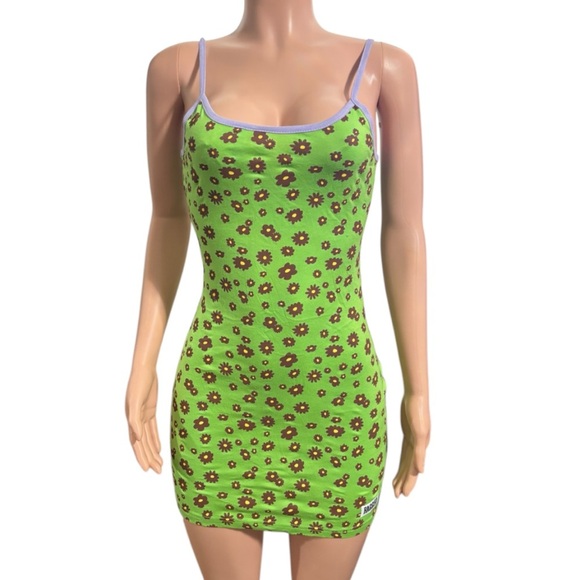 NWT THE RAGGED PRIEST Women’s Green Daisy Print Mini Dress - Picture 3 of 16
